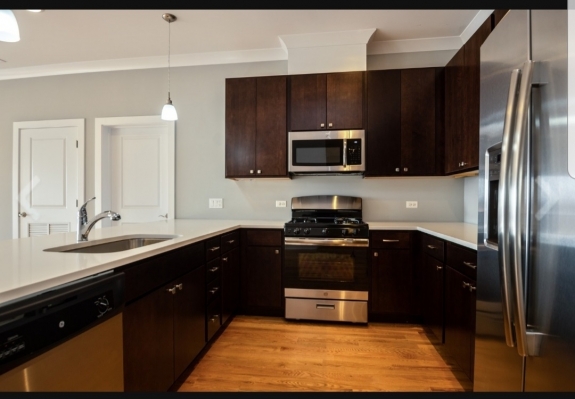 Kitchen (1).jpg