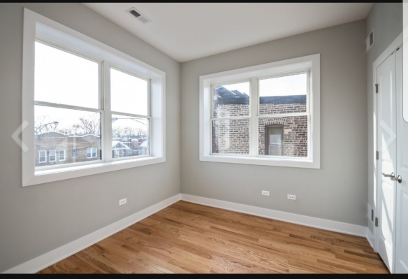 small bedroom.jpg